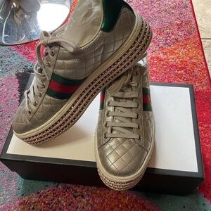 Gucci tennis shoes